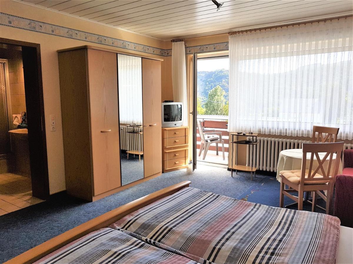 Ferienweinhaus Roemer-Knodt Kröv Extérieur photo